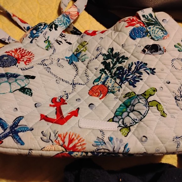 Handbag - Picture 7 of 7